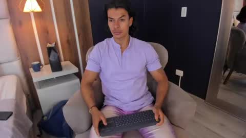 Snapshot of lycan_mushu chatting on July 18, 2026, 2:38 am Lycan online show from July 18, 2026, 2:38 am