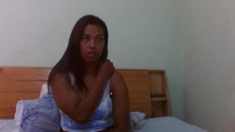 lycia01 online show from April 23, 2026, 7:09 am