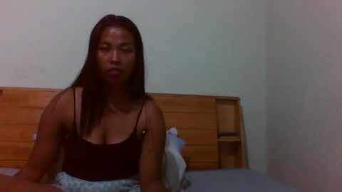 lycia01 online show from April 25, 2026, 3:31 pm