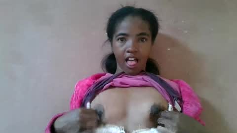Snapshot of lydie856696 chatting on July 6, 2026, 5:04 pm lydie856696 online show from July 6, 2026, 5:04 pm