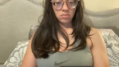 Snapshot of lylajades chatting on January 31, 2026, 9:02 pm Olivia online show from January 31, 2026, 9:02 pm