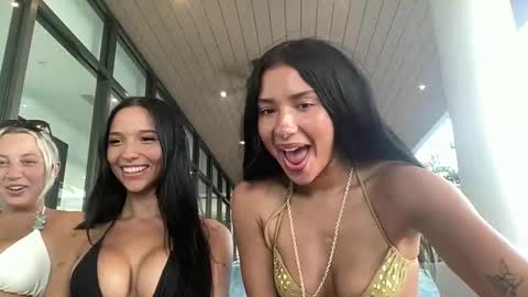 lylaxblake online show from March 18, 2026, 8:23 pm