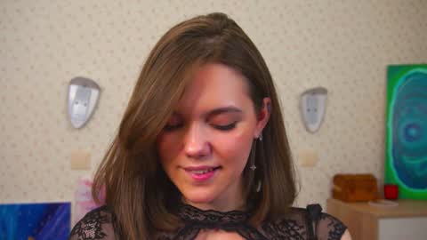 Snapshot of lyle_art chatting on December 5, 2024, 6:21 am hi im Lyle online show from December 5, 2024, 6:21 am