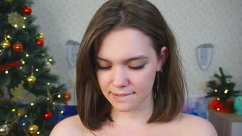 Snapshot of lyle_art chatting on December 12, 2024, 9:30 am hi im Lyle online show from December 12, 2024, 9:30 am