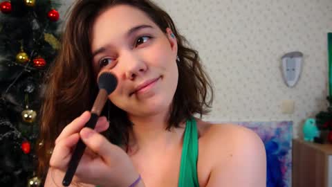 Snapshot of lyle_art chatting on January 12, 2025, 3:07 am hi im Lyle online show from January 12, 2025, 3:07 am