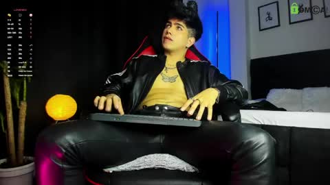 Lyle Bennett Freelance Model online show from May 31, 2026, 6:09 pm