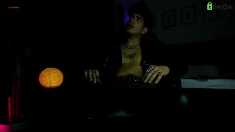 Lyle Bennett Freelance Model online show from June 4, 2026, 12:33 pm