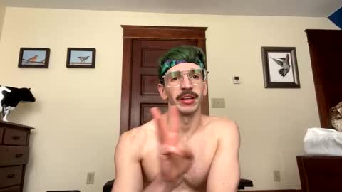 Snapshot of lyleblue92 chatting on February 4, 2026, 6:58 pm lyle blue online show from February 4, 2026, 6:58 pm