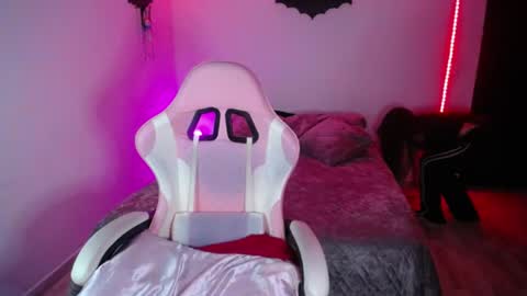 Snapshot of lyluciana chatting on June 30, 2026, 2:07 pm Luciana online show from June 30, 2026, 2:07 pm