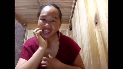lyn_eva online show from June 2, 2026, 7:38 pm