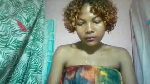 lyndah19 online show from January 5, 2026, 6:33 pm