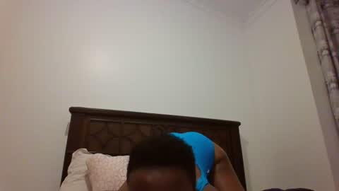 lyne898 online show from July 6, 2026, 9:39 pm
