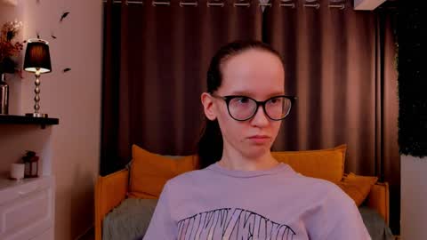 Snapshot of lynettebails chatting on February 20, 2025, 4:25 pm Sara online show from February 20, 2025, 4:25 pm