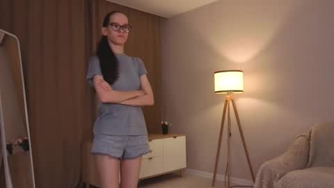 Sara online show from February 8, 2026, 4:10 pm