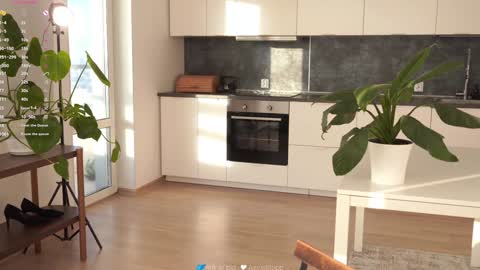 Snapshot of lynnalltop chatting on February 18, 2026, 4:30 am Natasha online show from February 18, 2026, 4:30 am