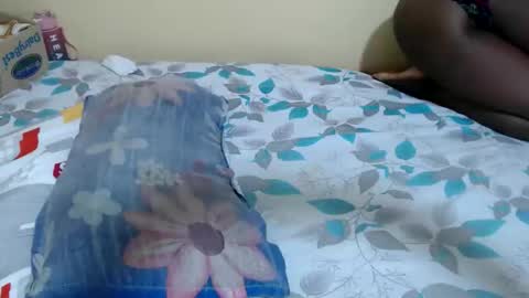 lyenne online show from February 16, 2026, 10:55 am