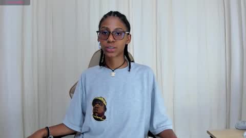 Snapshot of lynx_sun__ chatting on February 26, 2026, 6:29 pm Lynx and Sun online show from February 26, 2026, 6:29 pm