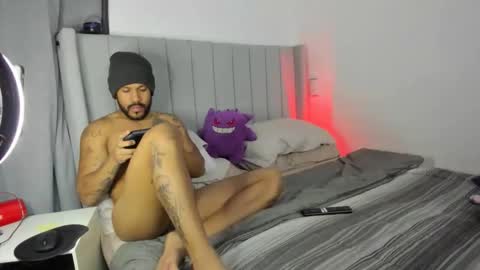 Snapshot of lyon_dark chatting on November 26, 2025, 11:50 pm Lyon Dark online show from November 26, 2025, 11:50 pm