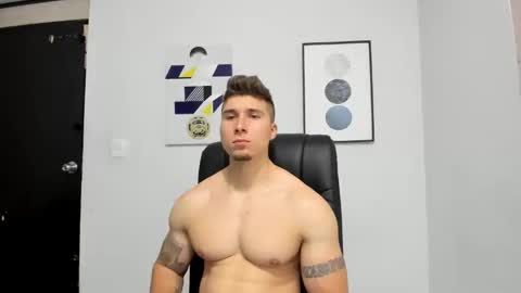 Snapshot of lyonel15 chatting on January 7, 2025, 7:59 pm Lyonel online show from January 7, 2025, 7:59 pm