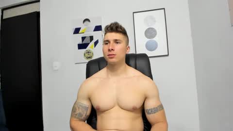 Snapshot of lyonel15 chatting on March 6, 2025, 5:33 pm Lyonel online show from March 6, 2025, 5:33 pm