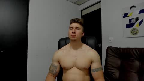 Snapshot of lyonel15 chatting on October 23, 2025, 9:13 pm Lyonel online show from October 23, 2025, 9:13 pm