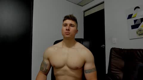 Snapshot of lyonel15 chatting on October 27, 2025, 5:50 pm Lyonel online show from October 27, 2025, 5:50 pm