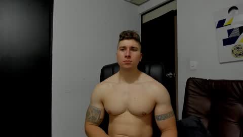 Snapshot of lyonel15 chatting on October 28, 2025, 5:26 pm Lyonel online show from October 28, 2025, 5:26 pm