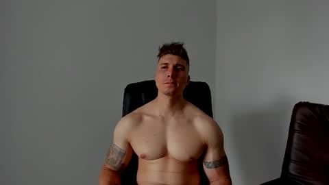 Lyonel online show from December 3, 2025, 5:00 pm