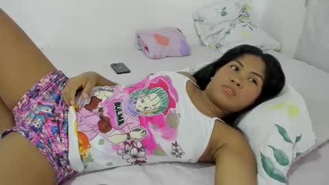 lyons_sofia online show from February 27, 2025, 6:29 am