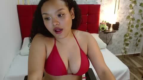 Snapshot of lyra_0 chatting on January 18, 2025, 2:14 am Lyra online show from January 18, 2025, 2:14 am