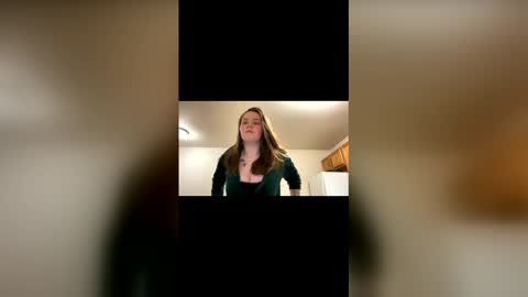 lyssaandslim online show from March 1, 2026, 3:30 am