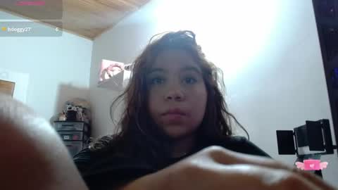 Snapshot of m1la_18 chatting on May 19, 2026, 3:57 am mila online show from May 19, 2026, 3:57 am