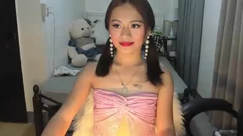 Snapshot of m1sspinay_yassie chatting on January 12, 2025, 9:51 pm Cutie Yassie online show from January 12, 2025, 9:51 pm