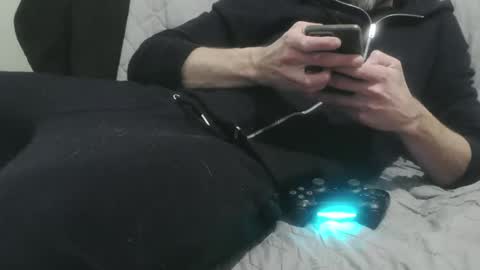 Snapshot of m4dh4tter24 chatting on January 11, 2025, 9:57 pm m4dh4tter24 online show from January 11, 2025, 9:57 pm