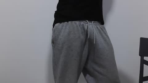 Snapshot of m4dh4tter24 chatting on February 4, 2026, 10:32 am m4dh4tter24 online show from February 4, 2026, 10:32 am