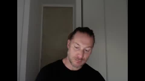 Snapshot of m4rduk81 chatting on October 18, 2025, 5:54 am m4rduk online show from October 18, 2025, 5:54 am