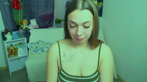 Snapshot of m_vikki chatting on April 25, 2026, 11:46 am Vikki online show from April 25, 2026, 11:46 am