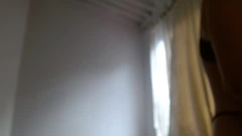 maaddy_thompson online show from November 1, 2025, 8:22 pm