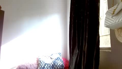 Snapshot of maaddy_thompson chatting on April 24, 2026, 8:55 pm maaddy_thompson online show from April 24, 2026, 8:55 pm