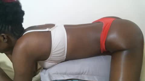 maars_mimi online show from September 20, 2025, 4:35 am