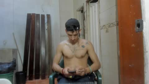 Snapshot of maaster420 chatting on January 20, 2025, 12:39 pm itgram pezlo josue online show from January 20, 2025, 12:39 pm