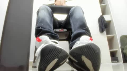 itgram pezlo josue online show from May 17, 2026, 11:12 pm
