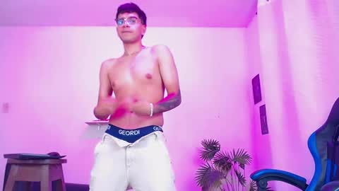 Max online show from April 14, 2026, 5:08 pm