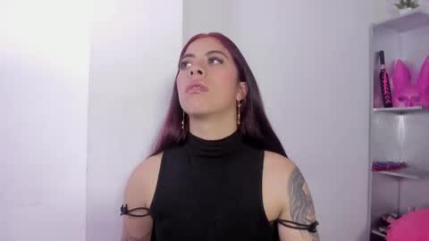 Snapshot of maazikeen chatting on October 1, 2025, 7:03 am Mazikeen online show from October 1, 2025, 7:03 am