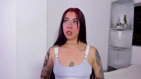 Snapshot of maazikeen chatting on October 15, 2025, 4:23 am Mazikeen online show from October 15, 2025, 4:23 am