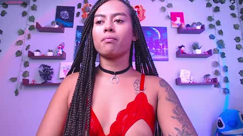 Snapshot of macey_hairy chatting on December 17, 2024, 5:58 pm Macey Elliot Modelo Independiente online show from December 17, 2024, 5:58 pm