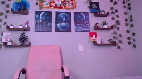 Snapshot of macey_hairy chatting on December 28, 2024, 4:20 pm Macey Elliot Modelo Independiente online show from December 28, 2024, 4:20 pm