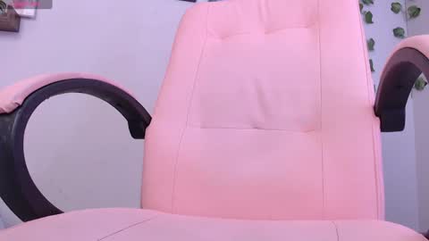 Snapshot of macey_hairy chatting on January 18, 2025, 2:33 pm Macey Elliot Modelo Independiente online show from January 18, 2025, 2:33 pm