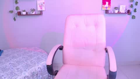 Snapshot of macey_hairy chatting on February 8, 2025, 7:05 pm Macey Elliot Modelo Independiente online show from February 8, 2025, 7:05 pm