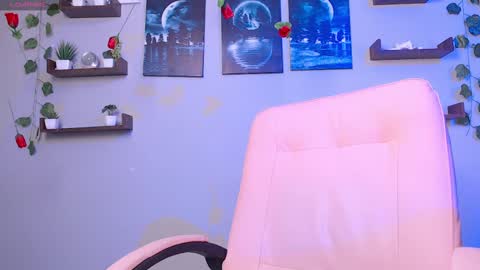 Snapshot of macey_hairy chatting on March 6, 2025, 6:05 pm Macey Elliot Modelo Independiente online show from March 6, 2025, 6:05 pm